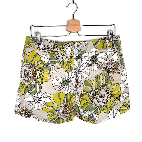 Mossimo | Green Floral Khakis Shorts - Picture 2 of 4
